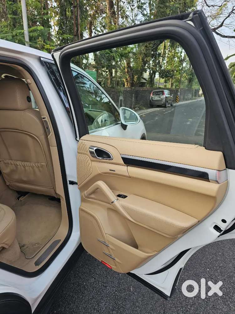 Porsche Cayenne V6