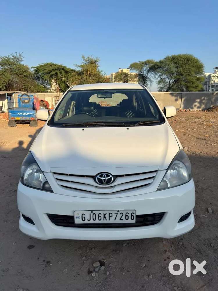Toyota Innova, 2009, Petrol