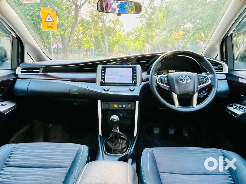 Toyota Innova Crysta [2020-ongoing] 2.7 Gx At 7 Str, 2021, Petrol