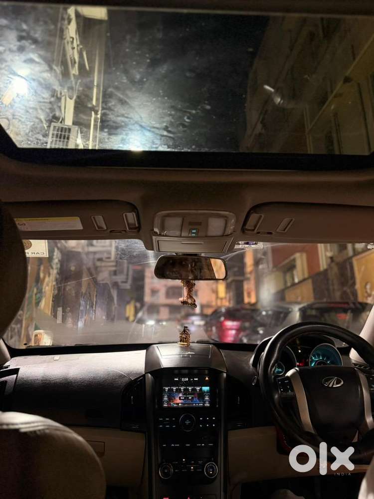 Xuv 500 W10 Top Model Diesel 2017 Vip Number 2000