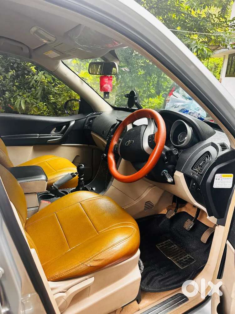 Mahindra Xuv500 2015 Diesel 99000 Km Driven