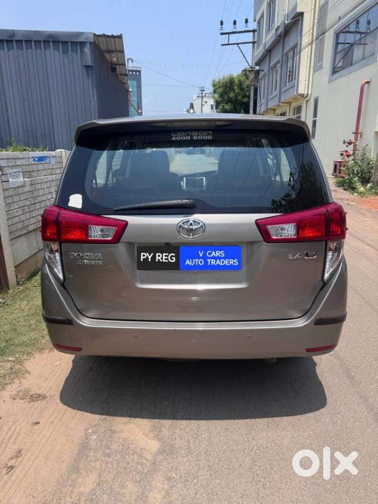 Toyota Innova Crysta 2.4 G Plus Mt 7 Str, 2018, Diesel