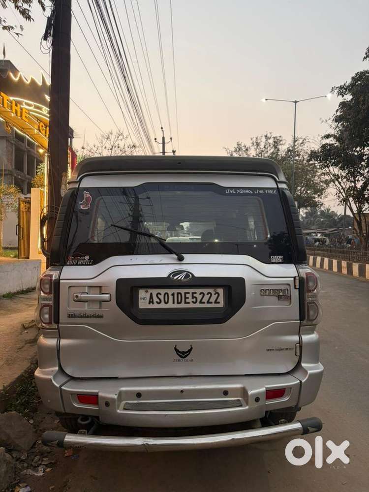 Mahindra Scorpio 2017 Diesel Well Maintained