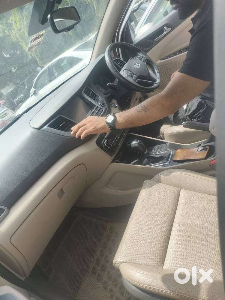 Hyundai Tucson 2.0 Dual Vtvt 2wd At Gl Opt, 2017, Petrol