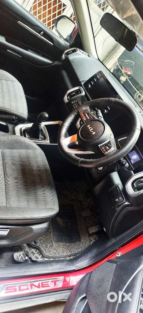 Kia Sonet Htk Plus Manual (dec22 Model) Jan 23 Registration