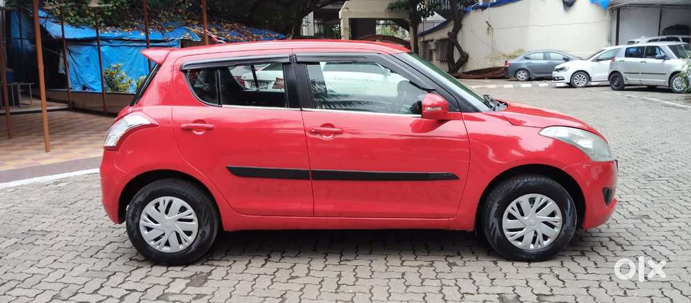 Maruti Suzuki Swift Vxi 1.2 Abs Bs-iv, 2017, Petrol