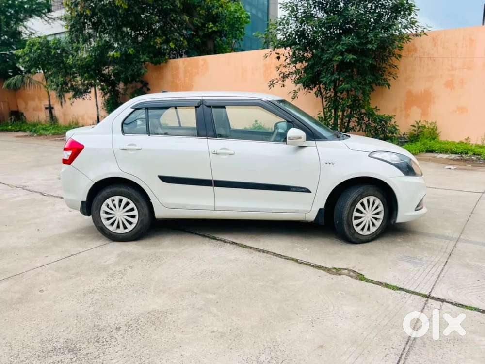 Maruti Suzuki Swift Dzire 1.3 Vxi, 2015, Petrol