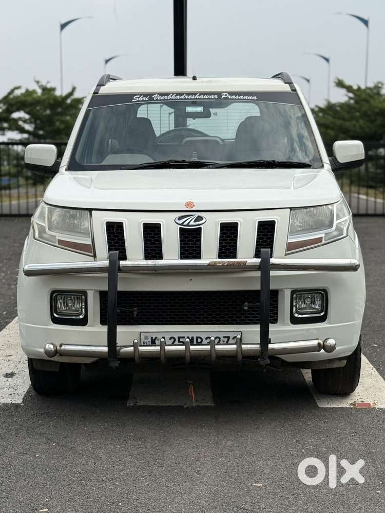 Mahindra Tuv 300 T8 Amt, 2016, Diesel