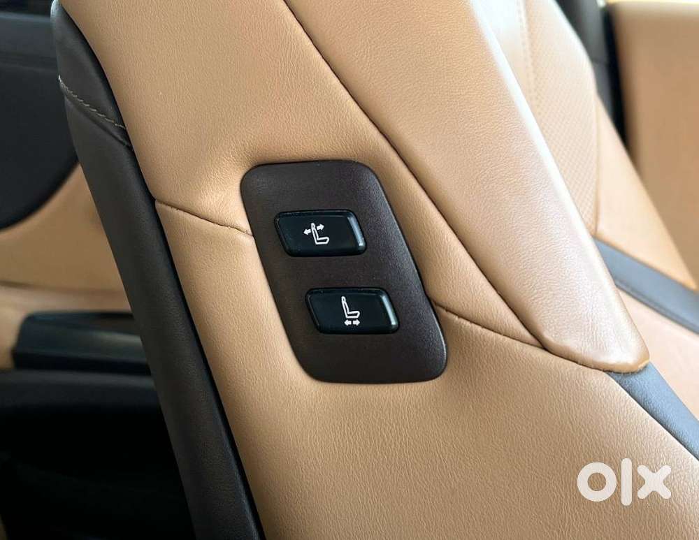 Lexus Es 300h Luxury, 2019