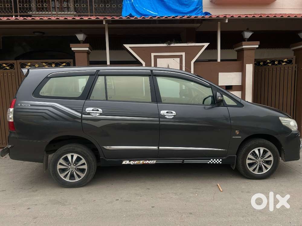 Toyota Innova 2015 Model