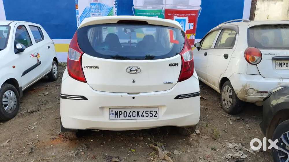 Hyundai Eon 2013 Petrol + Lpg Company Fitted Good Condition