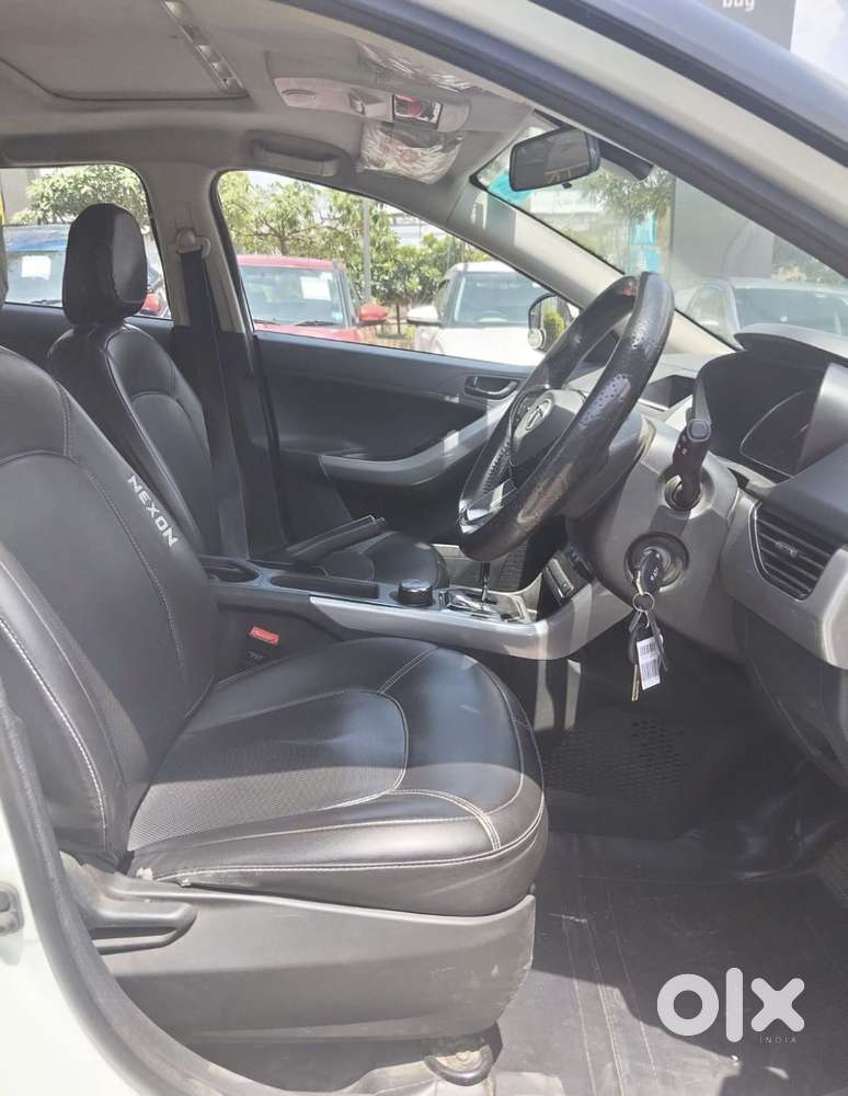 Tata Nexon 1.2 Revotron Xza Plus, 2021, Petrol