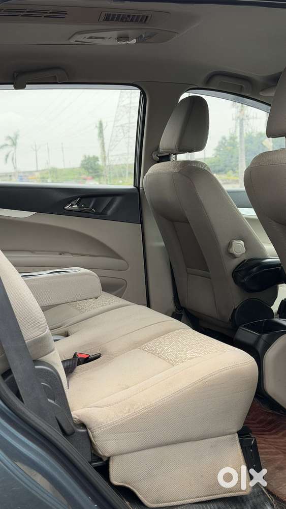 Mahindra Marazzo M6 8str, 2019, Diesel