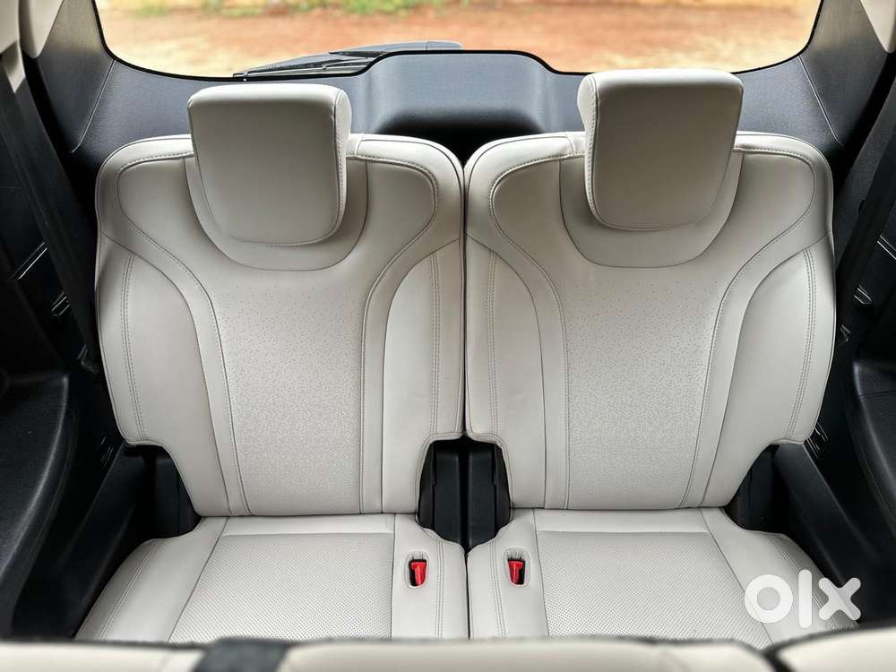 Mahindra Xuv700 2.2 Ax 7 Diesel At Luxury Pack Str, 2024, Diesel