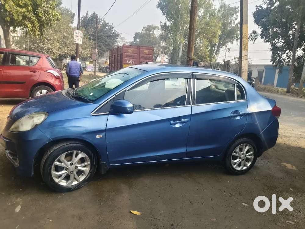 Honda Amaze 2nd Gen 2014 Diesel 9000 Km Driven