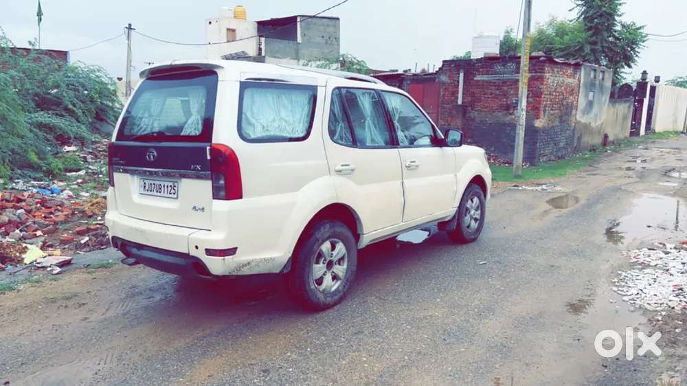 Tata Safari Storme 2013 Diesel 100000 Km Driven
