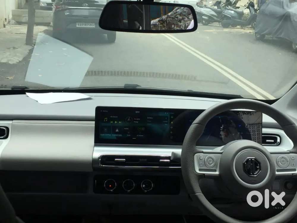 Mg Comet Ev 2024 Electric 24000 Km Driven