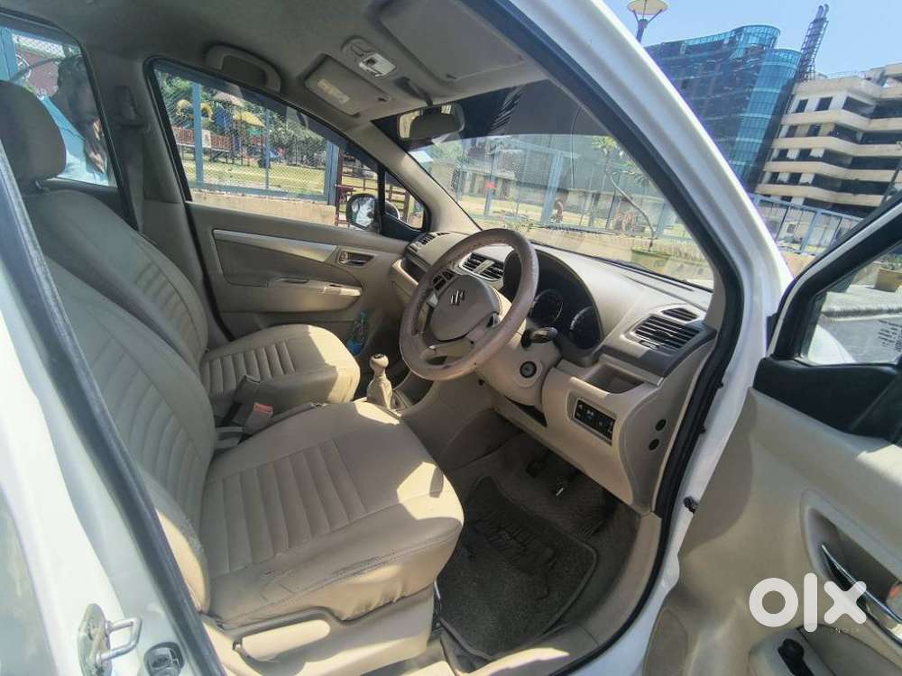 Maruti Suzuki Ertiga Vxi Shvs, 2017, Cng & Hybrids