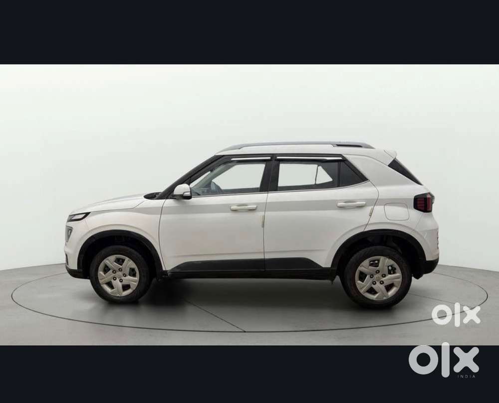 Hyundai Venue Petrol Sx Top Model 2023 With Sunroof