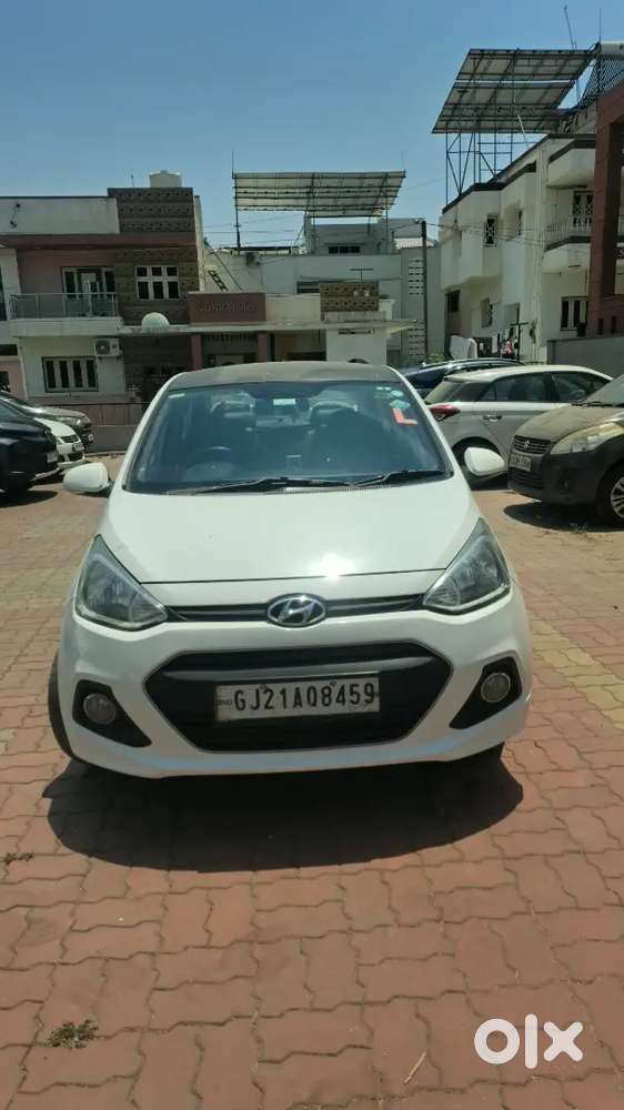 Hyundai Xcent Petrol Manual 2016