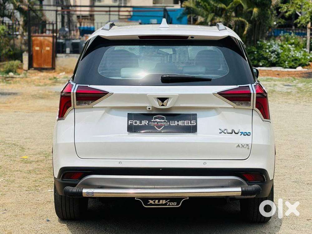 Mahindra Xuv700 2.2 Ax 7 Diesel At Luxury Pack Str Awd, 2025, Diesel