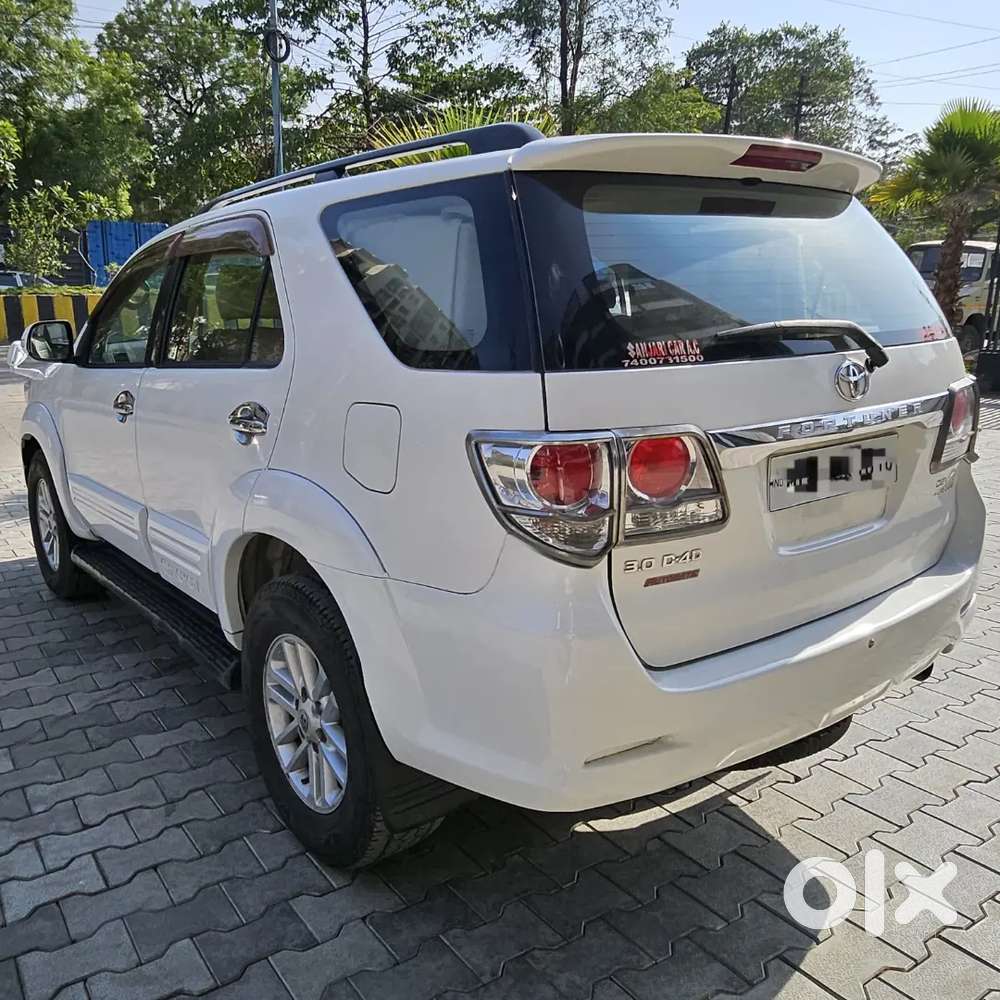 Toyota Fortuner 2012 Model 1 Lakh Running Only