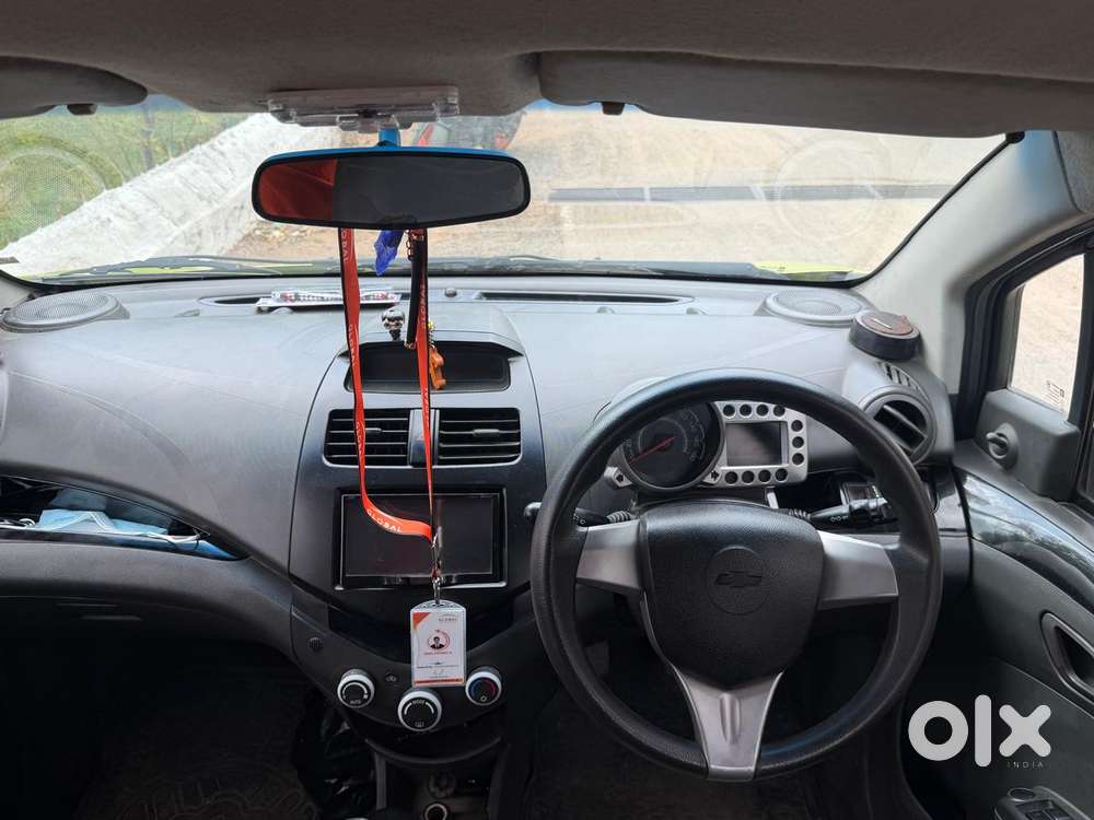 Chevrolet Beat, 2010, Petrol