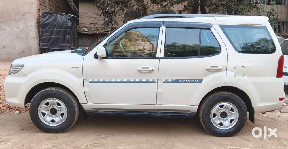 Tata Safari Storme Ex, 2016, Diesel