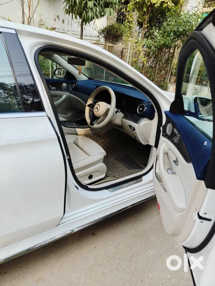 Mercedes Benz E220d Diesel Located In Kota Service Paid Of Till 2027