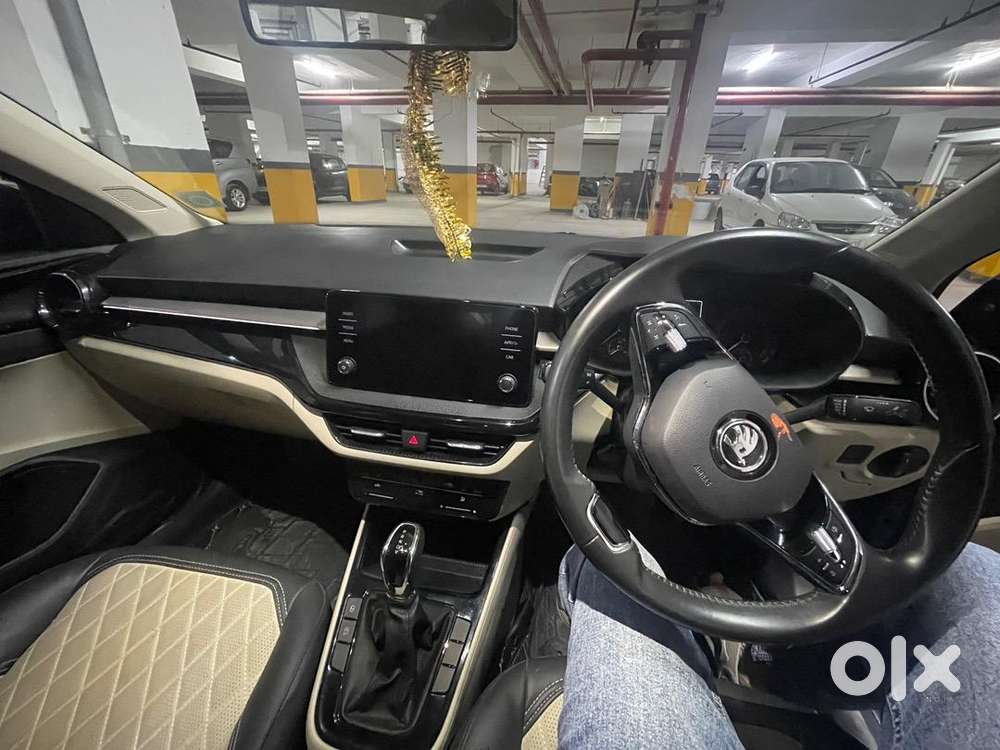 Skoda Superb Petrol 2023