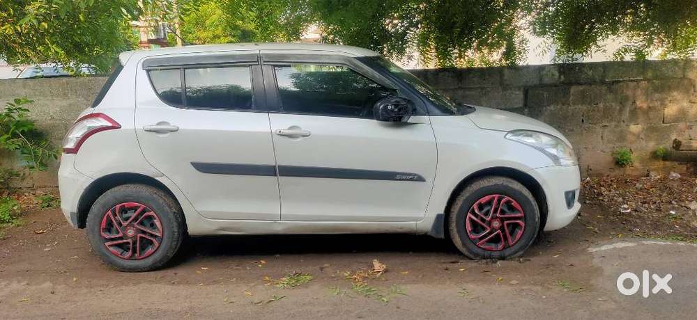 Maruti Suzuki Swift Ddis Vdi, 2012, Diesel