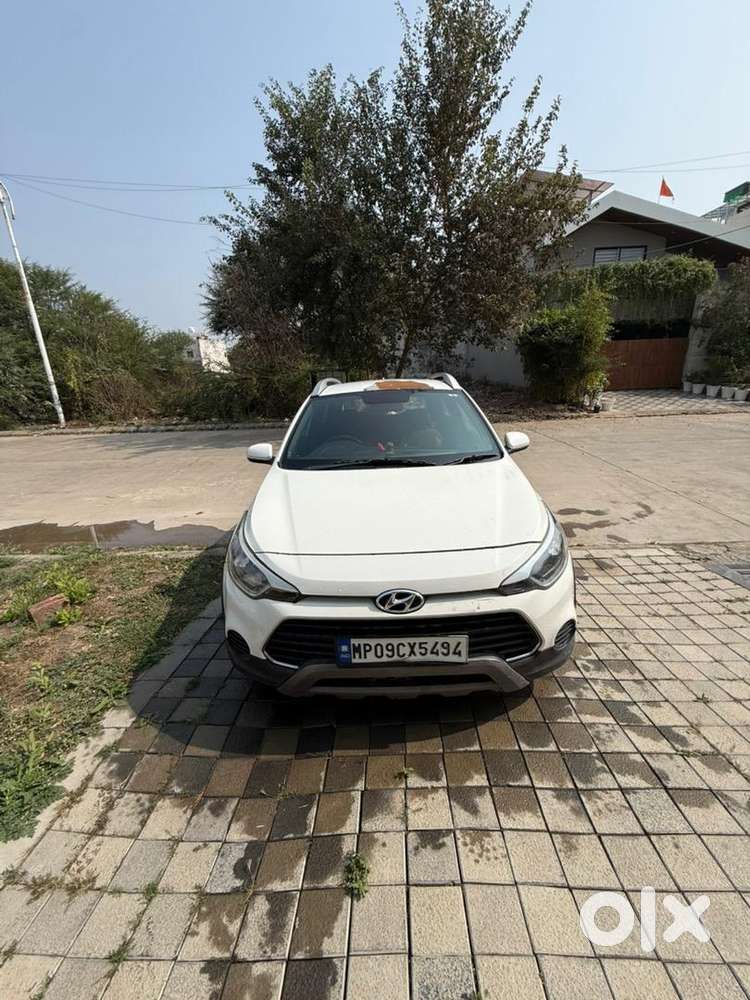 Hyundai I20 Active 2017 Diesel Well Maintained