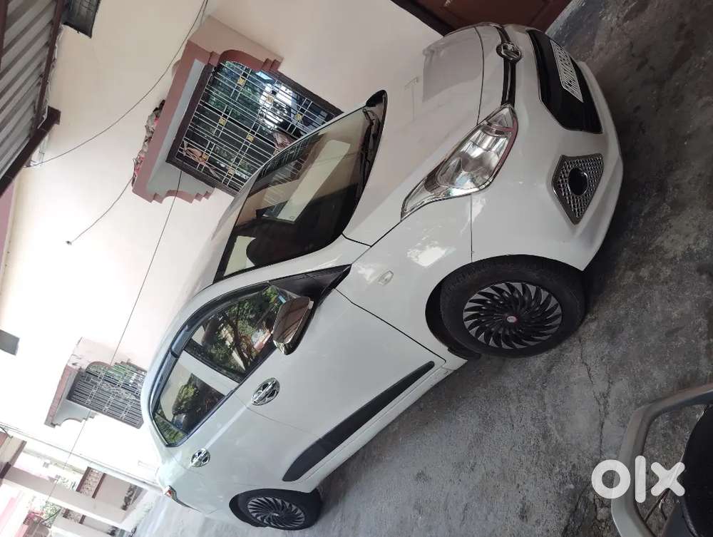 Hyundai Xcent 2017 Base Cng