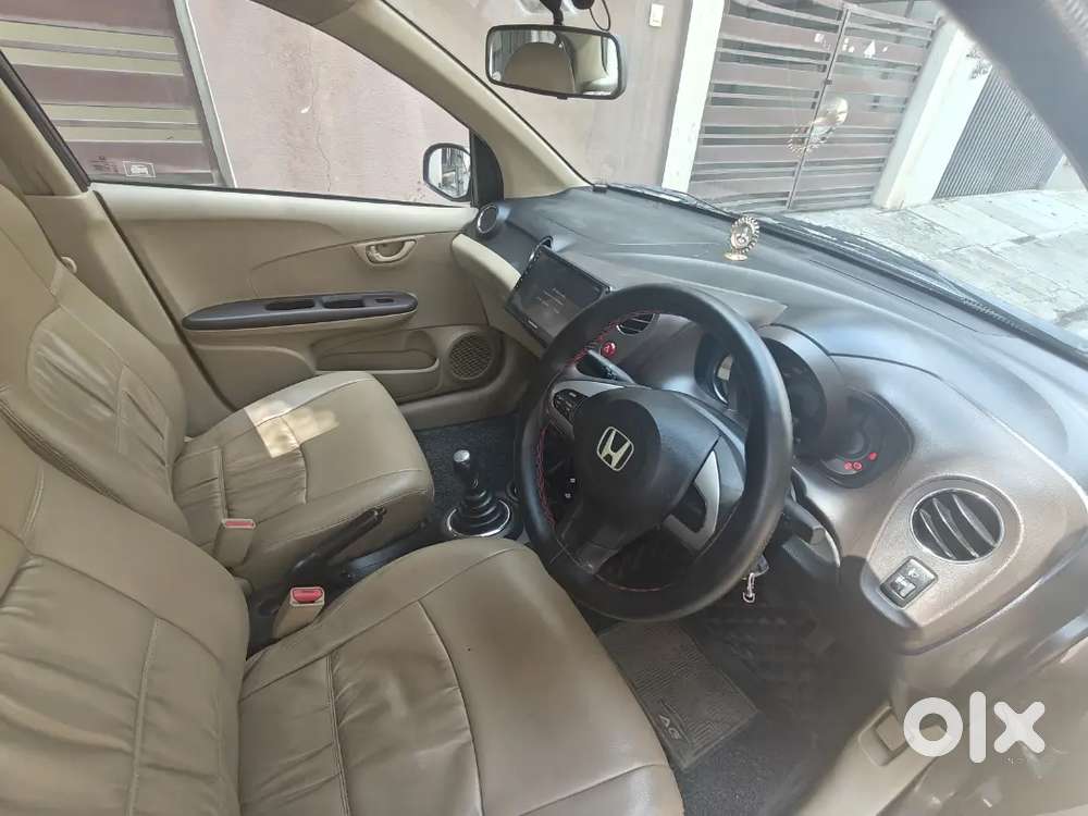 Well-maintained 2013 Honda Amaze