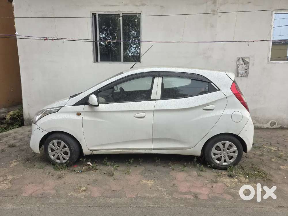 Hyundai Eon Sportz 2013 Car