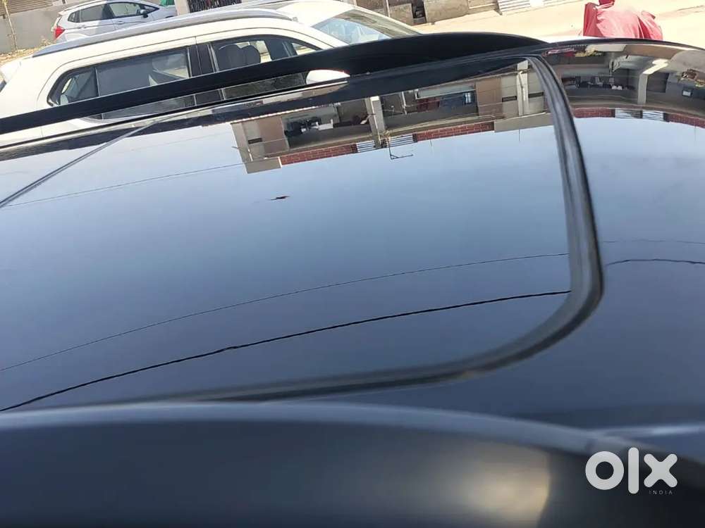 Mahindra Xuv300 2022 Diesel Well Maintained And Single Handed Use..