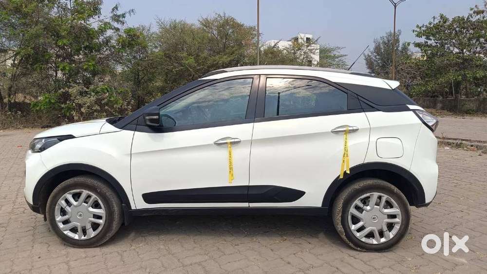 Tata Nexon 1.2 Revotron Xm (s), 2023, Diesel