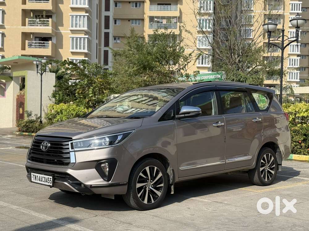 Toyota Innova Crysta