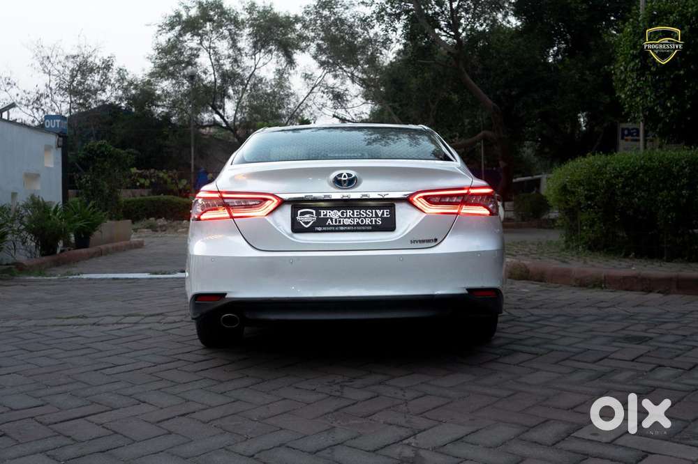Toyota Camry Hybrid, 2024, Petrol