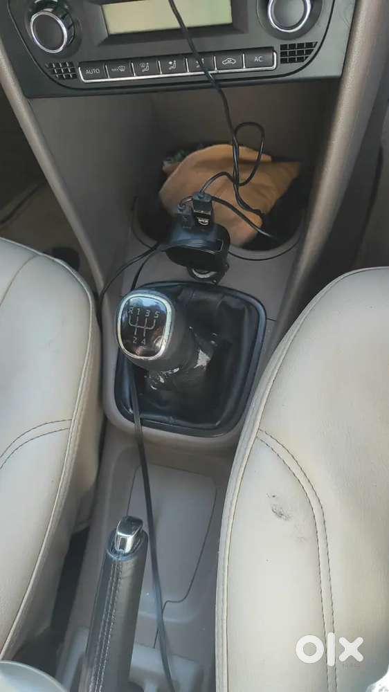 Skoda Rapid Elegance 2013 Diesel Manual