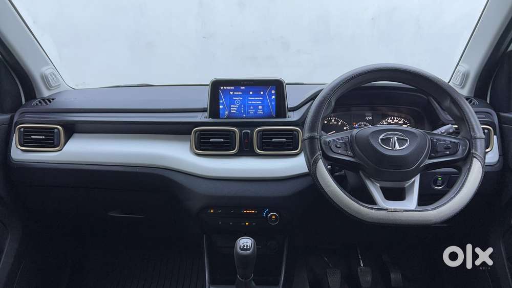 Tata Punch Accomplished, 2023, Petrol