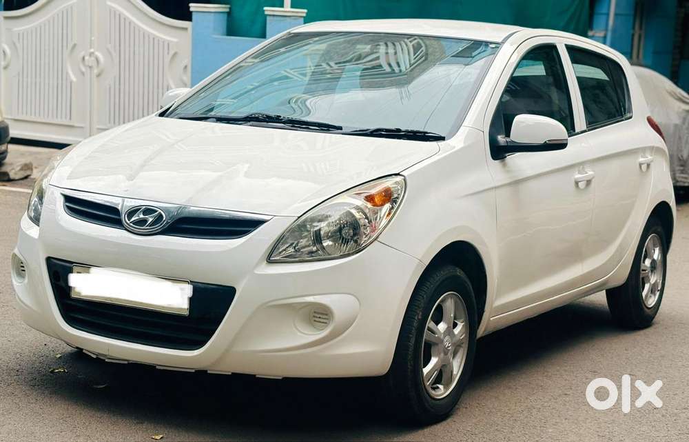 Hyundai I20 Sportz 1.2 Bs-iv, 2011, Petrol