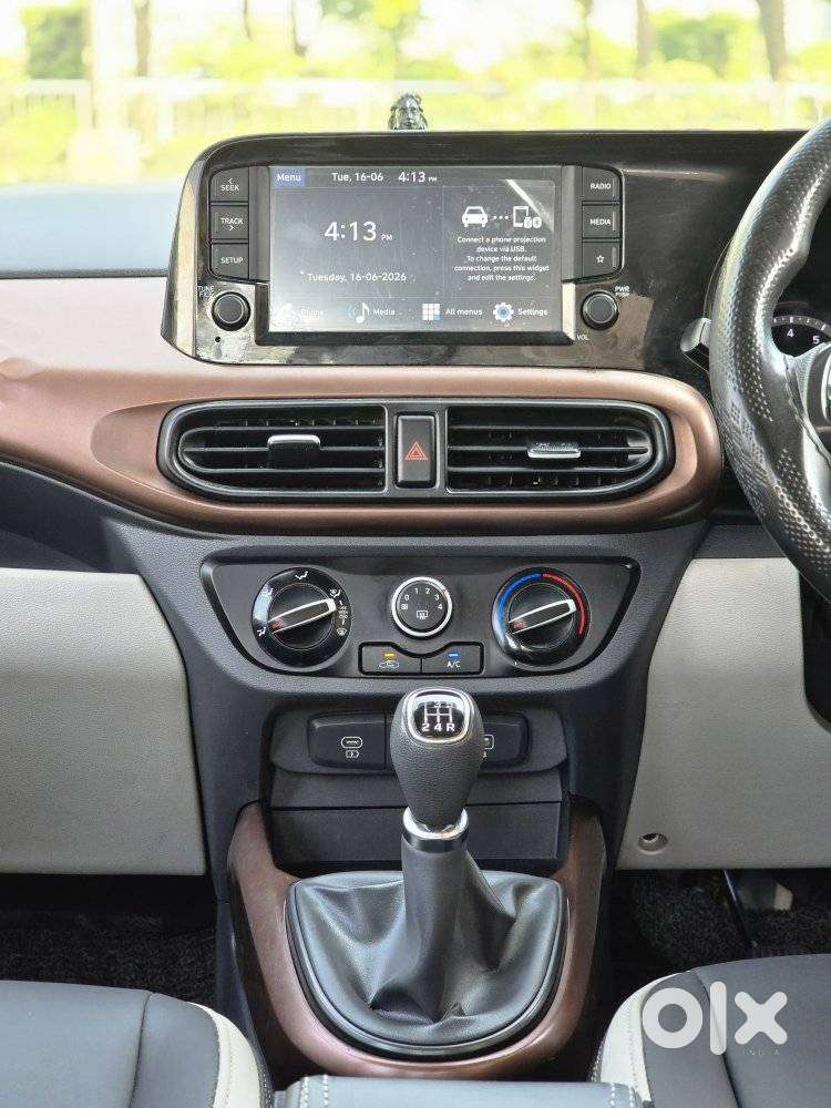 Hyundai Aura 1.2 Sx Cng, 2024, Cng & Hybrids