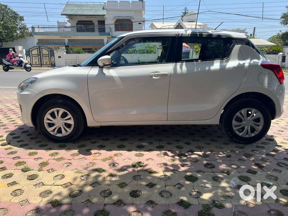 Maruti Suzuki Swift Vxi Optional, 2021, Petrol