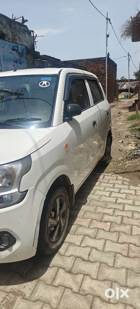 2nd Owner Maruti Wagon 2023 Petrol Manual