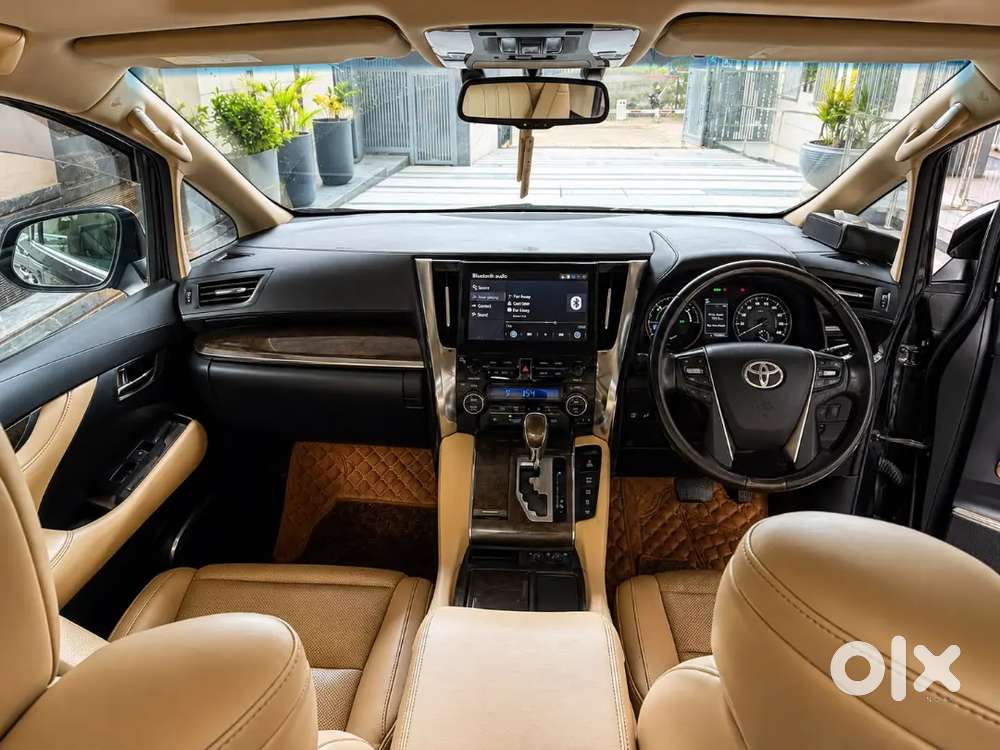 Toyota Vellfire 2022