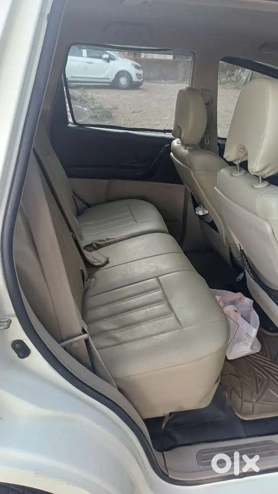 Mahindra Xuv500 2015 Diesel 175000 Km Driven