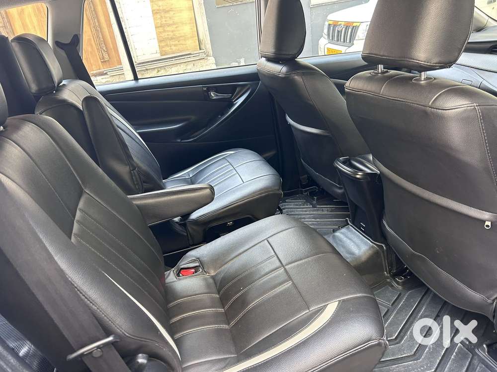 Toyota Innova Crysta 2.4 G Mt 7 Str, 2017, Diesel