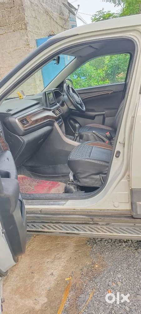 Maruti Suzuki Brezza 1.5 Vxi Smart Hybrid, 2023, Petrol
