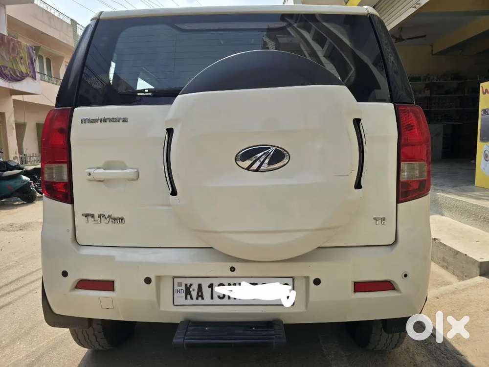 Mahindra Tuv 300 2015